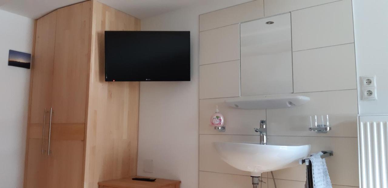 Haus Hell Apartment Mayrhofen Ngoại thất bức ảnh
